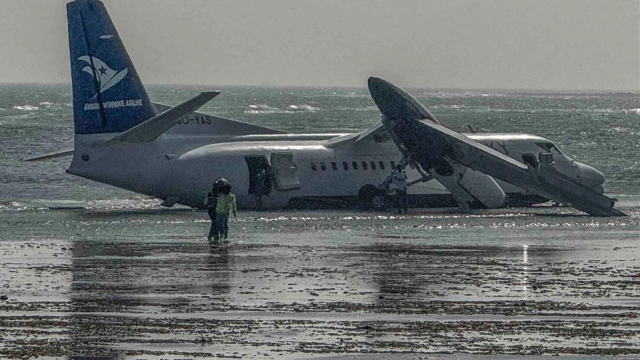 FOTO: Kepiawaian Pilot Selamatkan 55 Penumpang dalam Insiden Pendaratan Darurat di Somalia