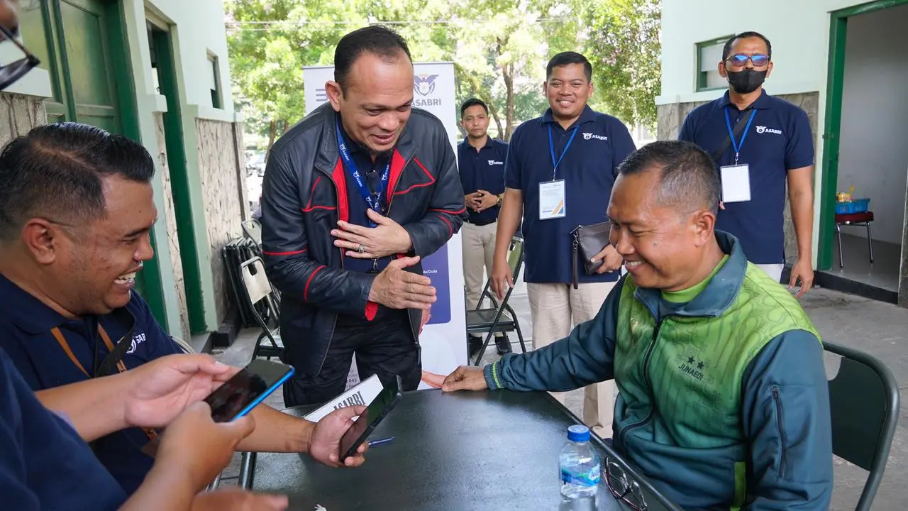 Direktur Utama PT ASABRI (Persero) Wahyu Suparyono menghadiri acara Wisuda Purnawira Perwira Tinggi TNI AD di Akademi Militer Magelang, Jawa Tengah