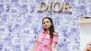 Belum lama ini, Rossa menyambagi Pop Up Store Dior di resor Four Seasons Bali Jimbaran. (Instagram/itsrossa910).