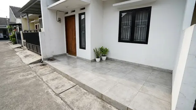 Ide Lantai Teras Rumah Kecil