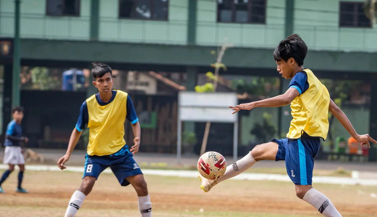 Kompetisi Liga AYO Jakarta 2019 kian memanas, para klub terbaik akan bertarung memasuki babak final tiga divisi. (Dokumentasi Liga AYO 2019)