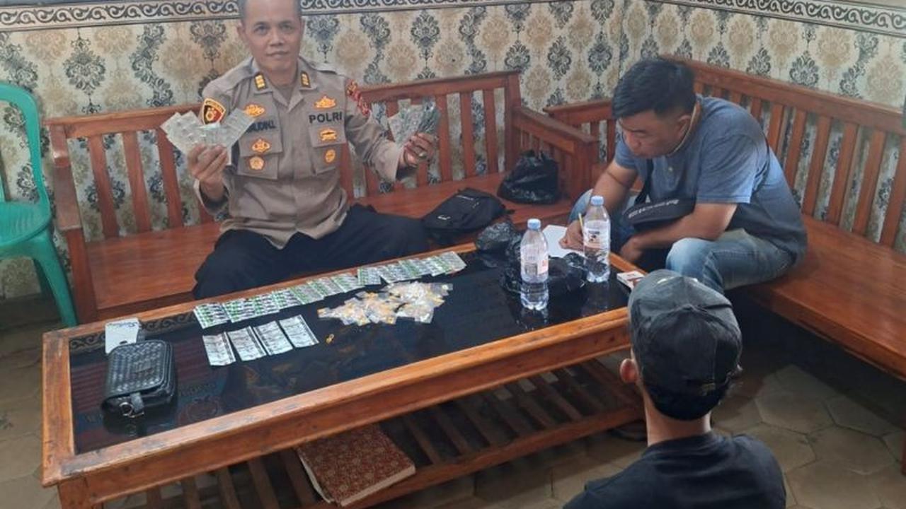 Polisi Bongkar Peredaran Obat Keras Ilegal di Cibatu Garut, Amankan Ratusan Butir dan Pelaku