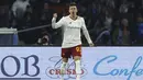 Memasuki babak kedua, AS Roma tampil lebih ofensif untuk mencari gol penyeimbang. Usaha tak kenal lelah AS Roma baru menghasilkan gol pada menit ke-75 lewat aksi Stephan El Shaarawy yang menyambar umpan silang di tiang jauh. (LaPresse via AP Photo/Alessandro Garofalo)