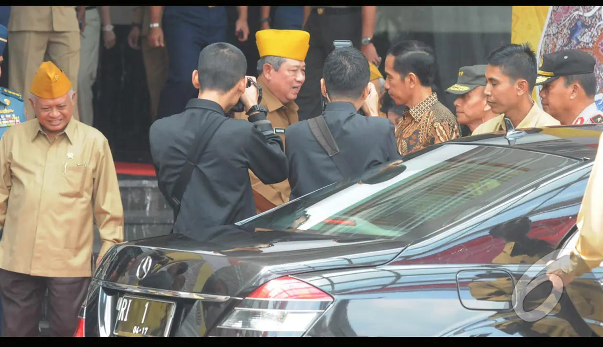 Presiden Susilo Yudhoyono dan Jokowi hadiri peringatan Hari Veteran Nasional 2014 (Liputan6.com/Herman Zakharia)