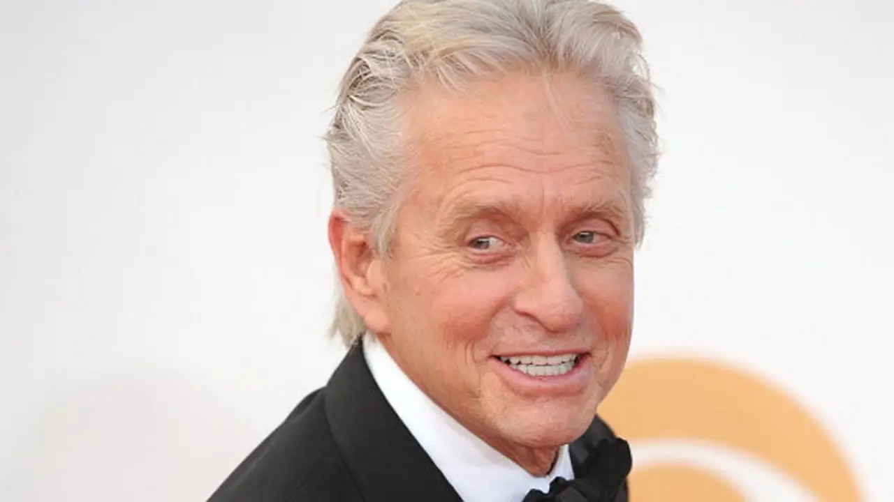 michael-douglas-131012b.jpg