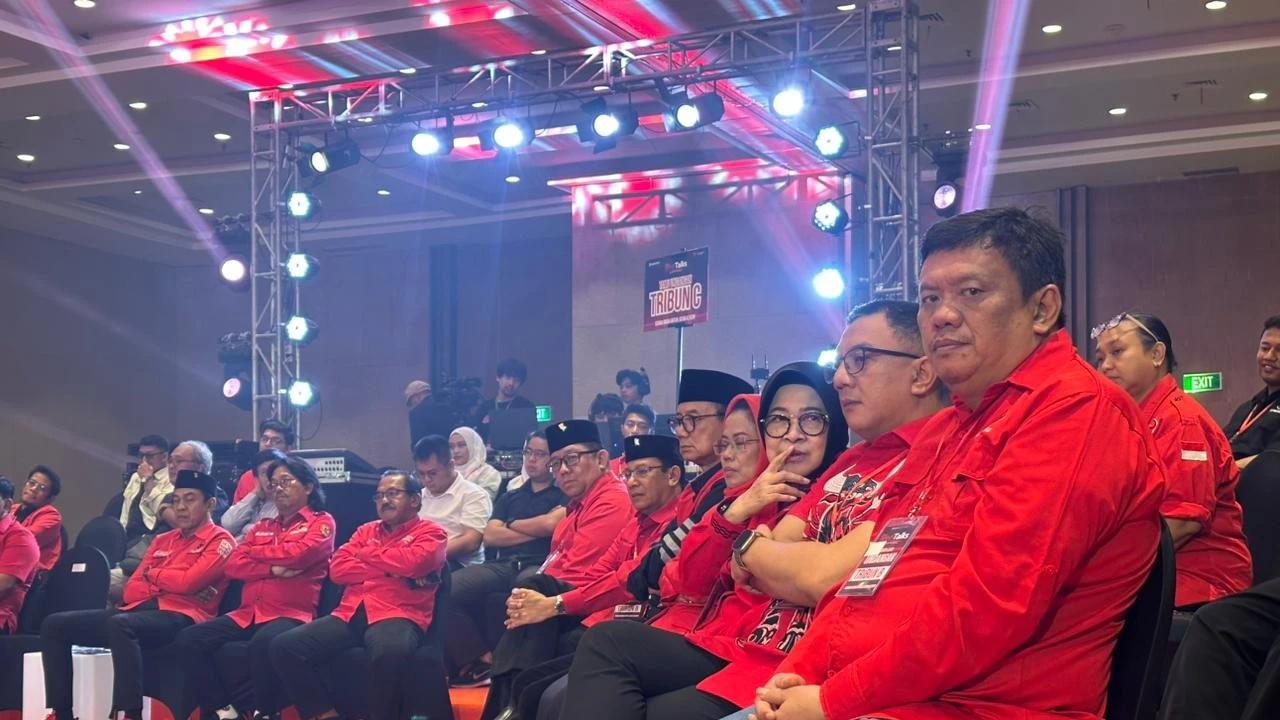Gelaran RedTalks: Suara Muda untuk Jatim Keren di Dyandra Convention Center Surabaya