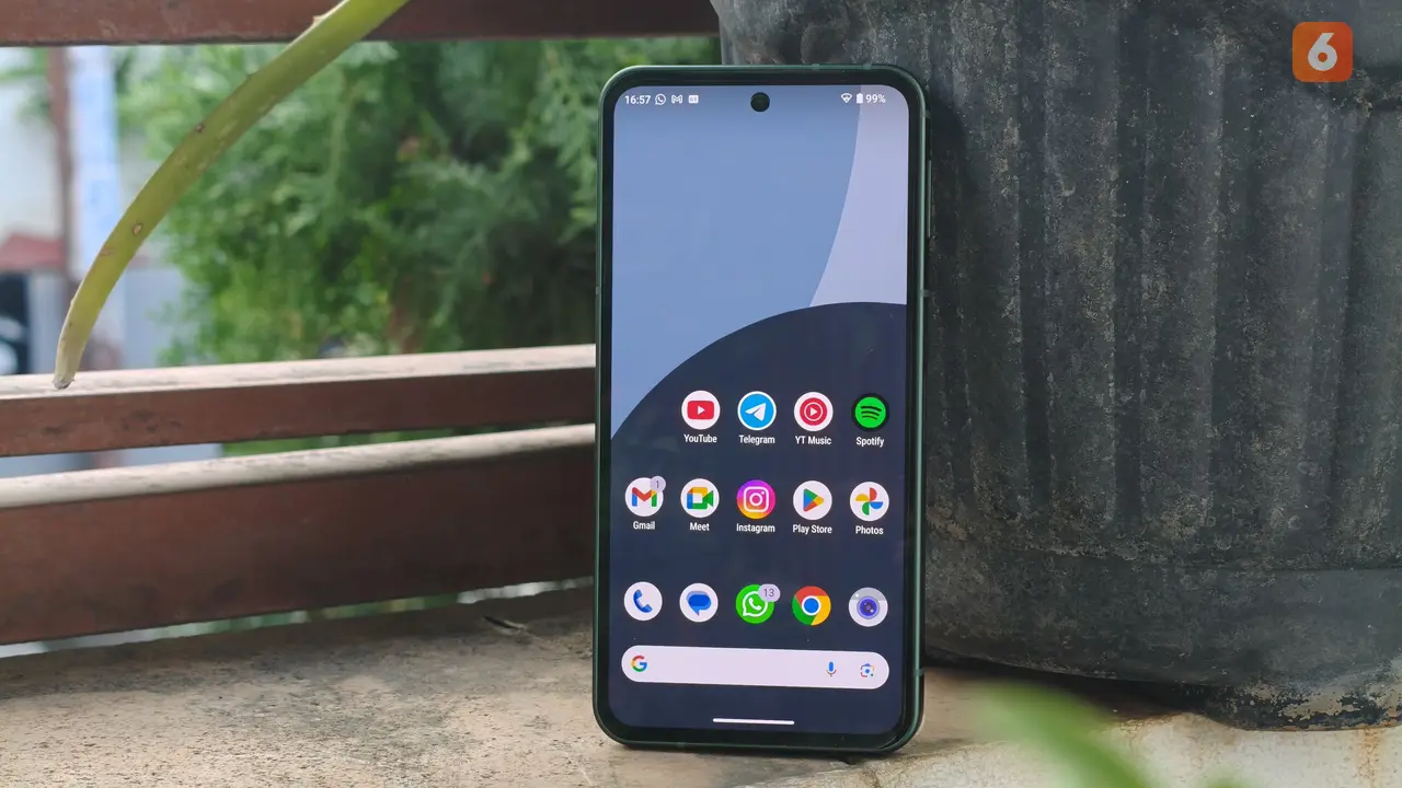 Sharp Aquos Sense 9