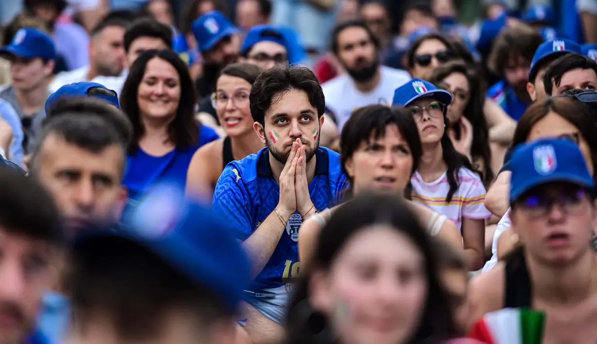 Kekalahan ini membuat Italia tersingkir dan harus angkat koper dari Euro 2024. (Piero CRUCIATTI/AFP