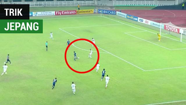 Berita video trik pemain Jepang U-19 saat menghadapi Irak U-19 yang mungkin perlu diwaspadai Timnas Indonesia U-19 saat bertemu pada perempat final Piala AFC U-19 2018.