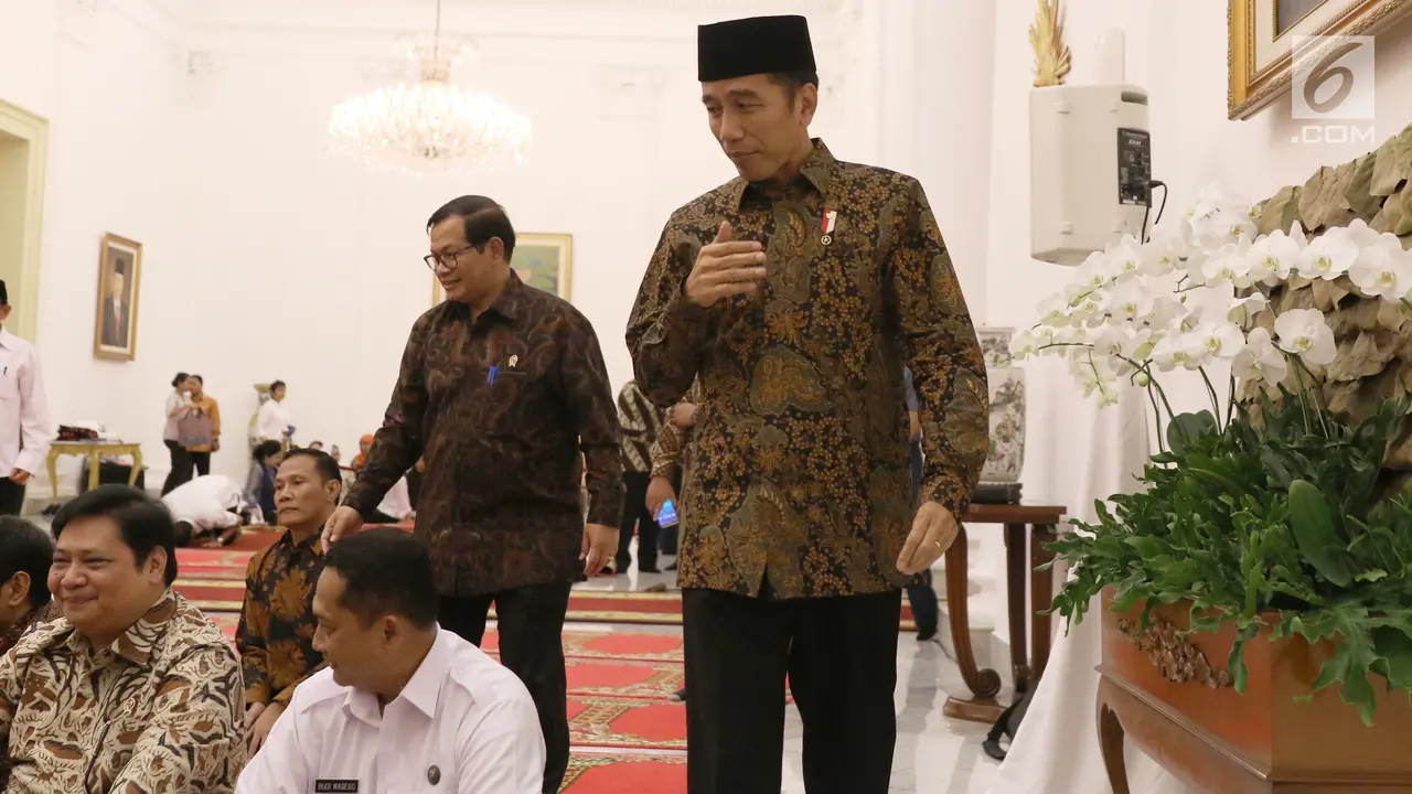 Jokowi dan Jusuf Kalla Buka Bersama dengan Menteri Kabinet di Istana Bogor