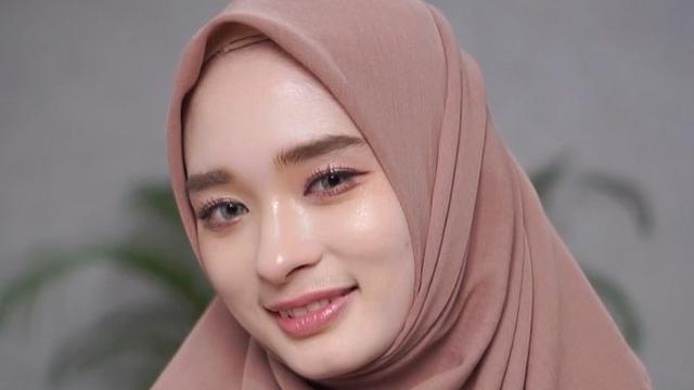 Inara Rusli (https://www.instagram.com/p/CtI75nCg46y/)