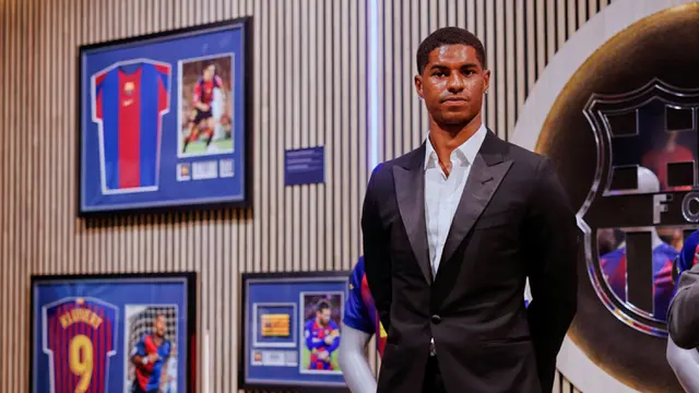 Foto: Pamer Nomor Punggung 14, Marcus Rashford Resmi Membela Barcelona