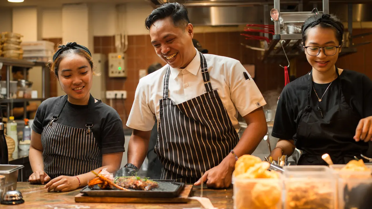 Eksplorasi Kuliner Indonesia dengan Cita Rasa Modern Bersama Chef Glennaldy Erari