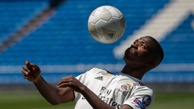 Pemain baru Real Madrid, Vinicius Jr (AP Photo/Francisco Seco)