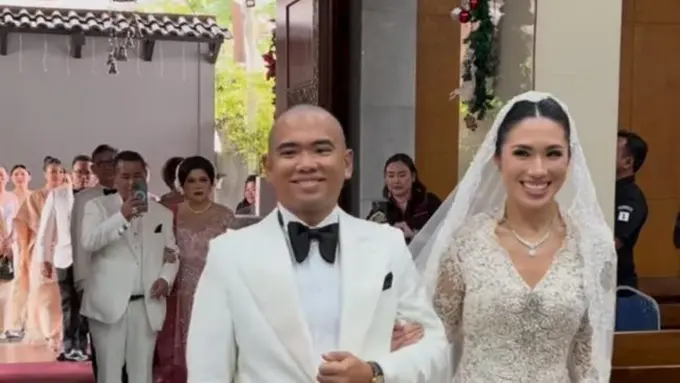 credit: https://www.instagram.com/hotmanparisofficial/