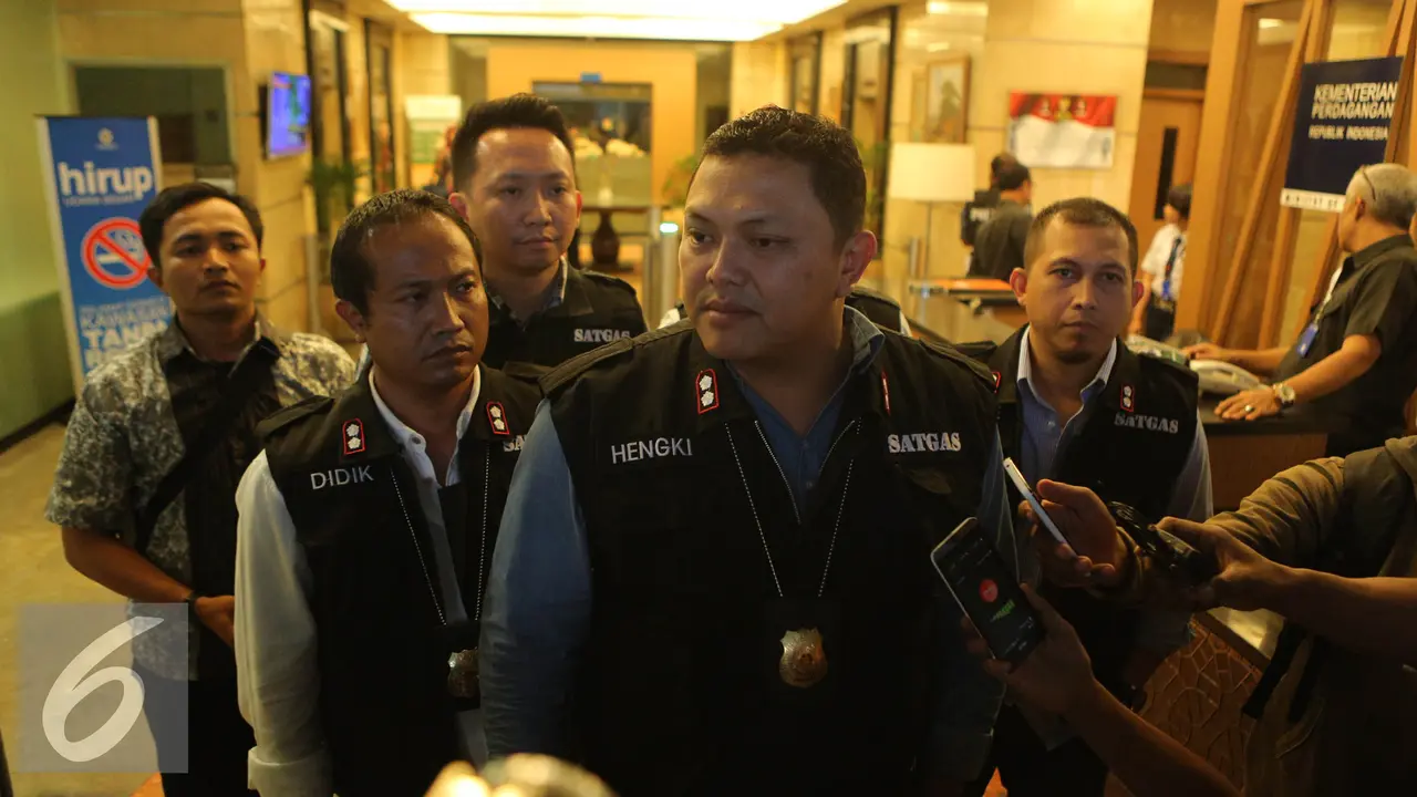20150803- Satgas Khusus 'Dwelling Time' Geledah Kemendag-Jakarta