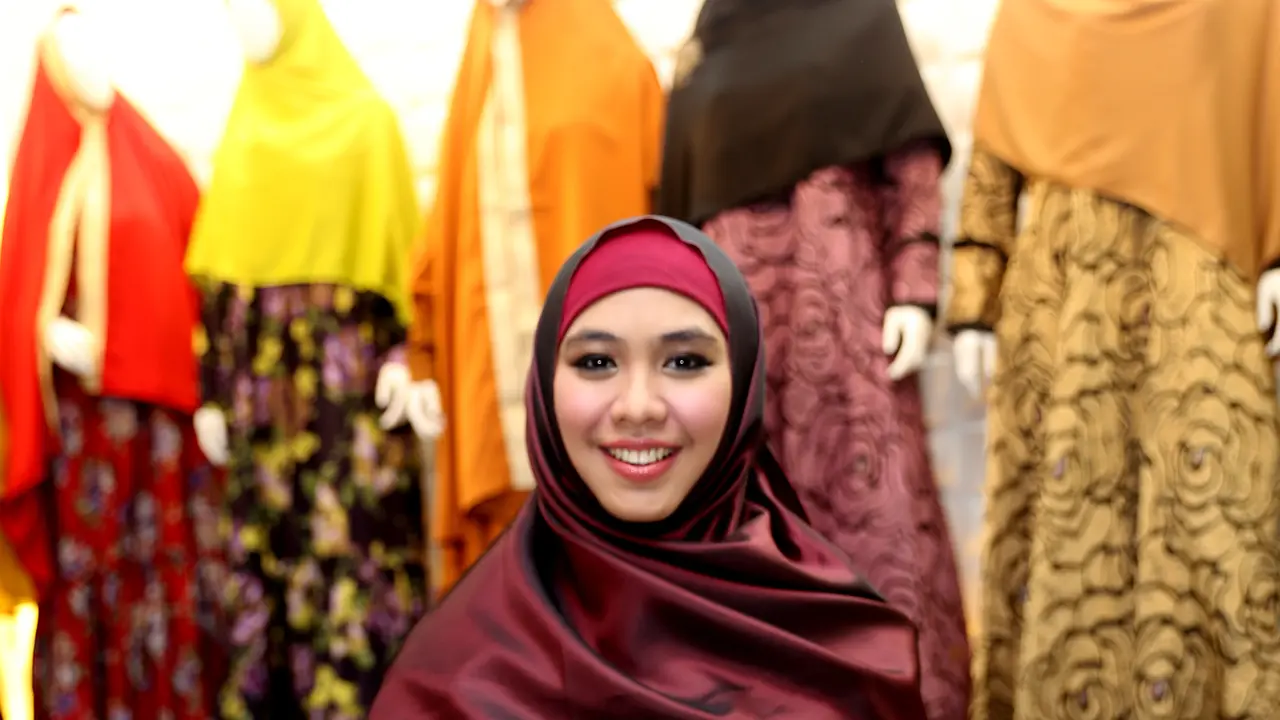Oki Setiana Dewi
