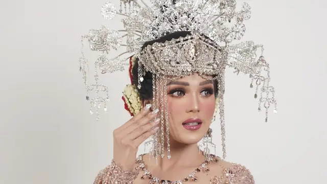 Perpaduan Apik Budaya Arab dan Tionghoa dalam Busana Pengantin Betawi