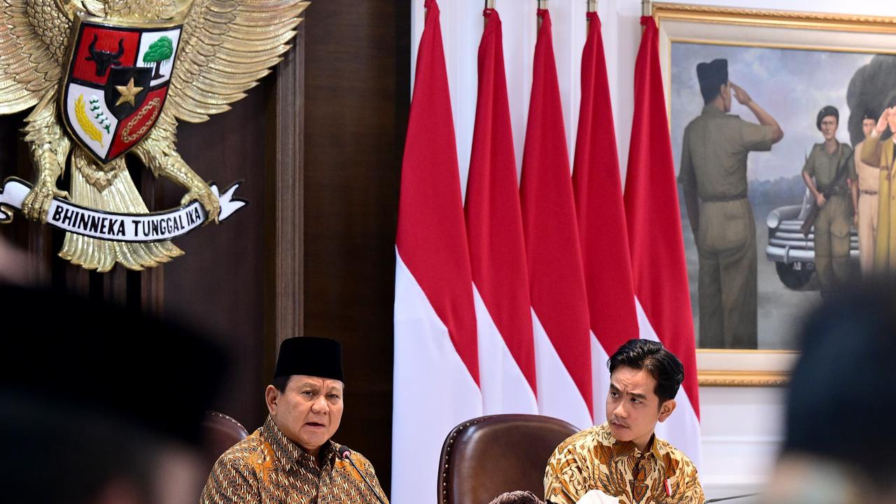 Prabowo-Gibran pimpin sidang kabinet perdana