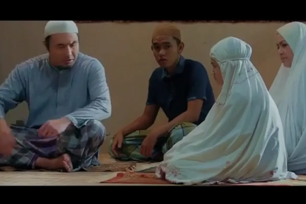 Ayat Ayat Adinda