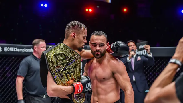 Kalahkan Sadikovic, Eersel Pertahankan Gelar Juara Dunia ONE Lightweight Kickboxing