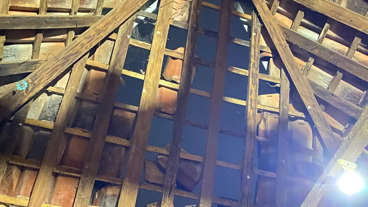 Rumah warga yang rusak akibat gempa pacitan