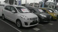 Dealer Suzuki kini menawarkan mobil bekas. (Arief/Liputan6.com)