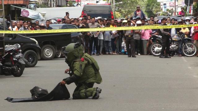 Tak Kunjung Diambil Tas Hitam Milik Pengunjung Warung Makan Bikin Geger Warga Gorontalo Regional Liputan6 Com