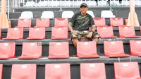 Pelatih Rahmad Darmawan saat  berada di Stadion Sultan Ismail Nasiruddin Shah adalah kandang T-Team, Kuala Terengganu, Malaysia, Selasa (26/01/2016). (Bola.com/Nicklas Hanoatubun)