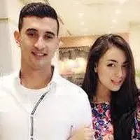 Sebuah akun gosip mengunggah foto Citra Kirana dan Ali Syakieb di sebuah restoran Bandara I Gusti Ngurah rai Bali.