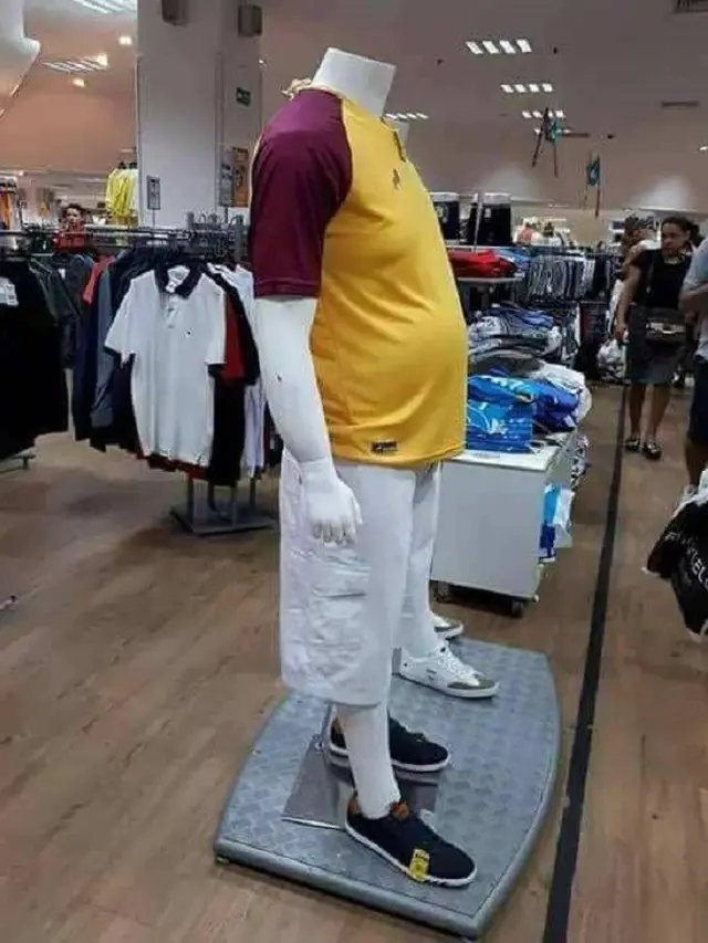 [Bintang] Perut Buncit