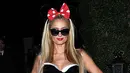 Paris Hilton menjadi Minnie Mouse yang seksi. (via people.com)