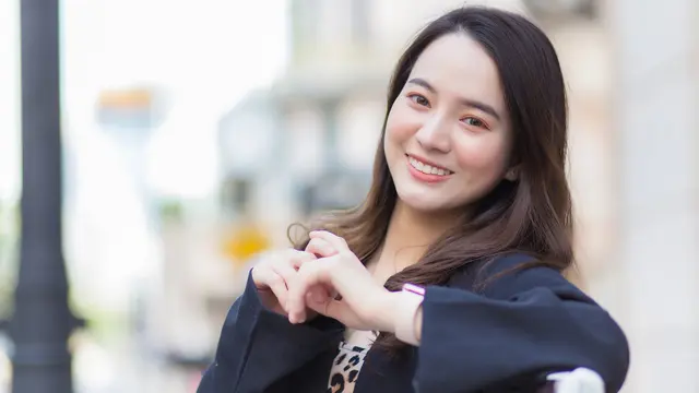 wanita september pesan bahagia