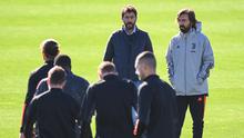 Pelatih Juventus, Andrea Pirlo mempersiapkan timnya menghadapi Barcelona di babak penyisihan grup Liga Champions 2020 (AFP/Marco Bertorello)