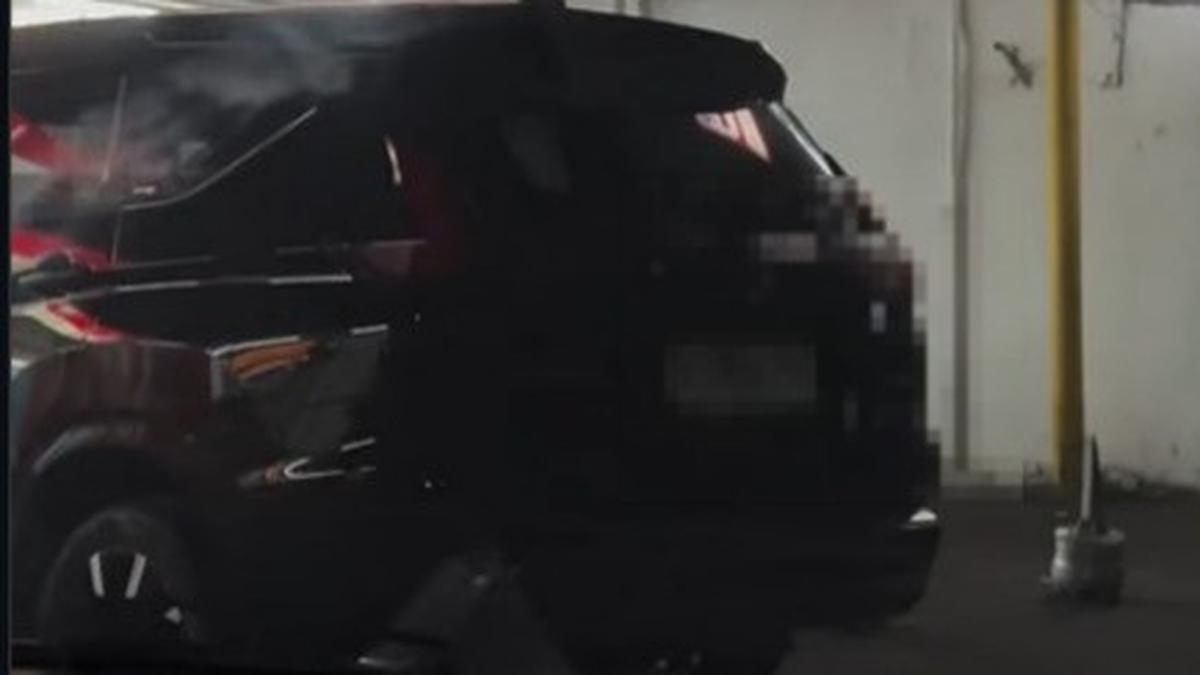 Viral Xpander Tutup Pelat Nomor Pakai Lakban, Polisi Hanya Beri Teguran