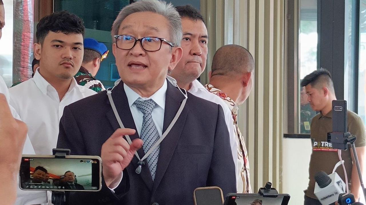 Lantaran pada saat kasus BTS bergulir Irwan pernah menerima sejumlah uang dari pihak-pihak terkait dengan projek ini maka itu yang akan dikembalikan.