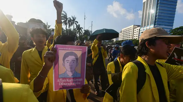 Bawa 13 Tuntutan, BEM SI Gelar Unjuk Rasa di Depan Gedung DPR Kamis Petang