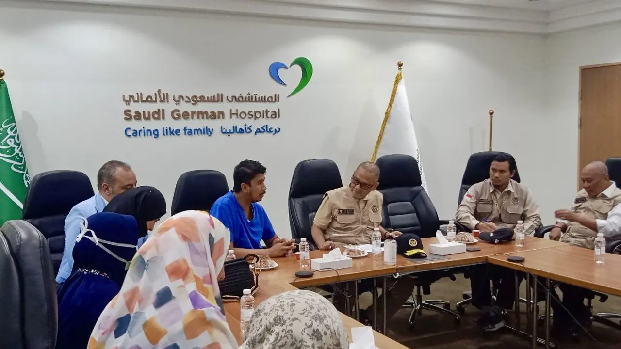 Menhaj Moch Irfan Yusuf bertemu jajaran Saudi German Hospital di Madinah, Rabu, 3 Juni 2026. (dok. Media Center Haji)