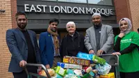 Muslim London Sumbang Tunawisma 10 Ton Makanan untuk Natal