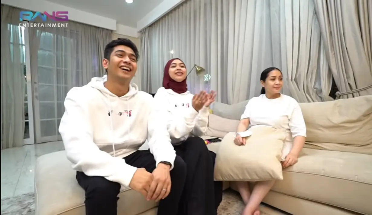 Ria Ricis dan Teuku Ryan (Youtube/Rans Entertainment)