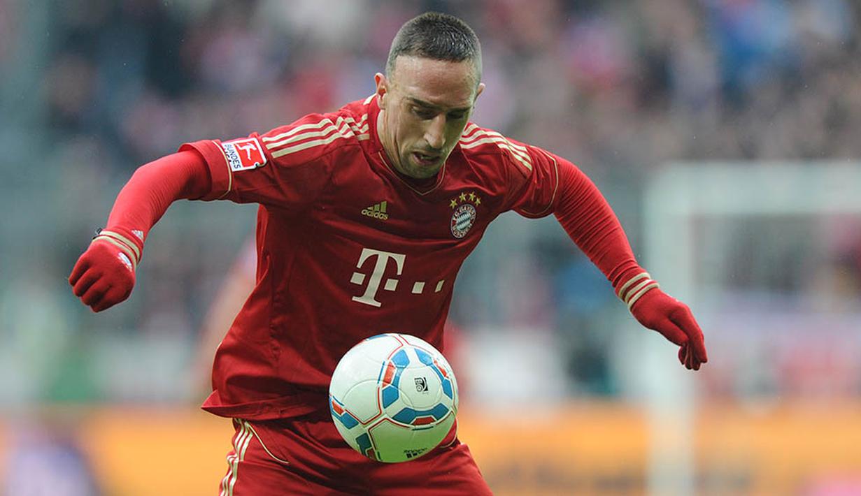 Bintang Bayern Munchen, Frank Ribery, pada tahun 2010 pernah terlibat skandal seks dengan wanita di bawah umur. Namun Ribery mengaku tidak tahu kalau wanita itu masih berusia 16 tahun saat berhubungan badan. (AFP/Christof Stache)