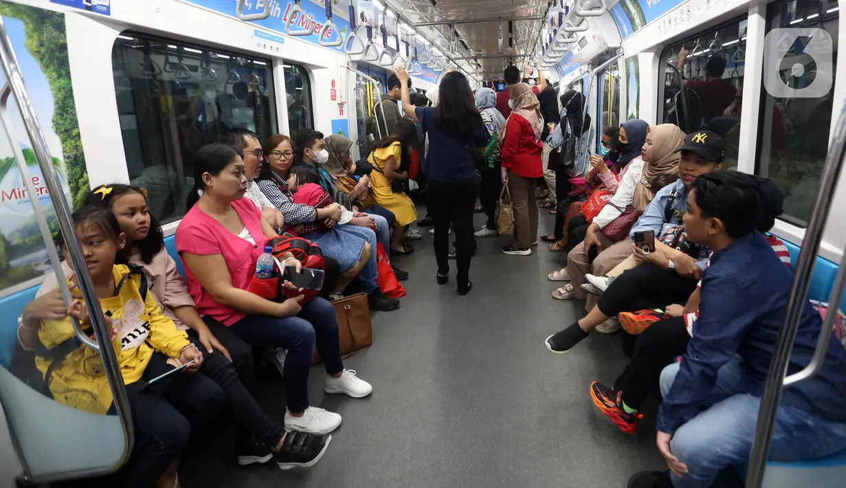 "Sebenarnya gratis, tapi karena terkait dengan pencatatan transaksi maka dikenakan satu rupiah saja," kata Kepala Dinas Perhubungan DKI Jakarta Syafrin Liputo dikutip dari Antara, Kamis (22/6/2023). (Liputan6.com/Johan Tallo)
