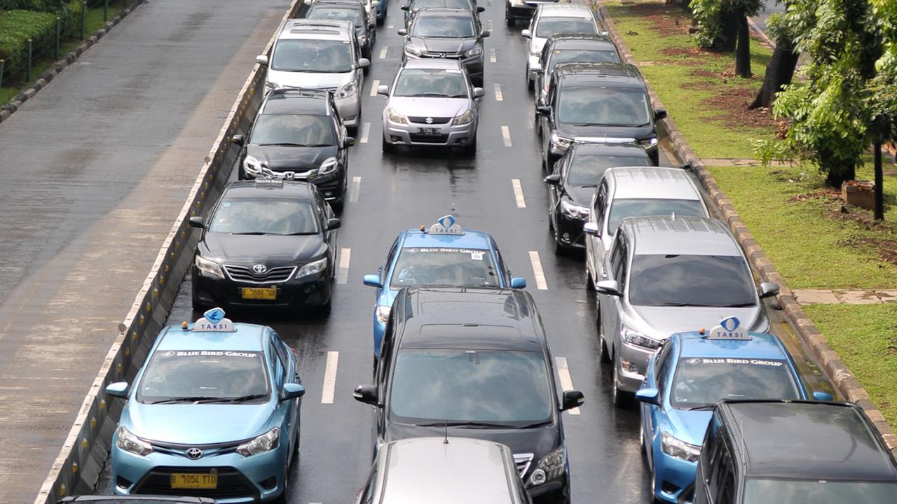 20160830- Hujan Reda Macet Tiba-Jakarta- Yoppy Renato