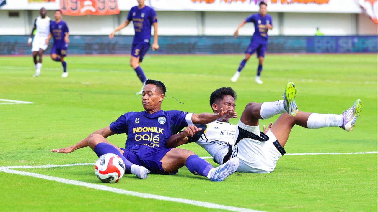 FOTO: Persija Bawa Pulang Tiga Poin dari Tangerang