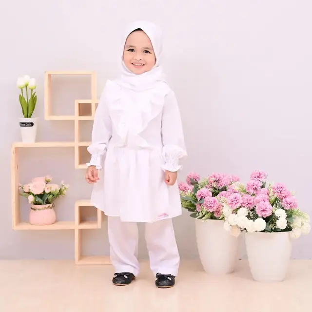 Cara Memilih Baju Muslim untuk Anak Perempuan, Jangan Salah Pilih untuk Lebaran Nanti