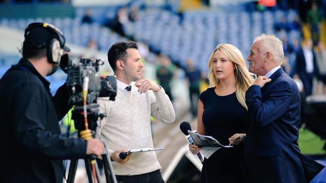 Leeds United Punya Fans Paling Cantik Di Dunia Bola Liputan6 Com