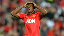 Wilfried Zaha. Striker asal Pantai Gading yang didatangkan Manchester United dari Crystal Palace pada tengah musim 2012/2013 ini hanya tampil 4 kali bersama Setan Merah. Ia dilepas ke Crystal Palace pada awal musim 2014/2015. Zaha kembali bersinar bersama The Eagles hingga kini. (AFP/Saeed Khan)