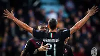 Zlatan Ibrahimovic merayakan gol yang dicetaknya ke gawang Cagliari. AC Milan unggul 2-0. (Dok. AC Milan)