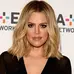 Khloe Kardashian merupakan adik kedua dari Kim Kardashian yang berbadan paling bongsor.