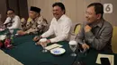 Menlu Retno LP Marsudi, Menko PMK Muhadjir Effendi , Menkominfo Johnny G Plate dan Menteri Kesehatan Terawan Agus Putranto pada acara forum pimred di Jakarta, Selasa (3/3/2020). Acara membahas permasalahan aktual yang terjadi di Indonesia salah satunya virus corona. (Liputan6.com/Faizal Fanani)